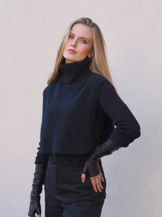 YASMINE Lammas | Vuoriton | Black