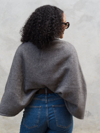 NUPPU Poncho | Merino-Possum | Shale Grey