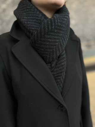 VEGA Huivi | Merino-Possum | Black / Charcoal