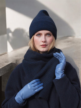 VEGA huivi | Merino-Possum | Black / Maritime