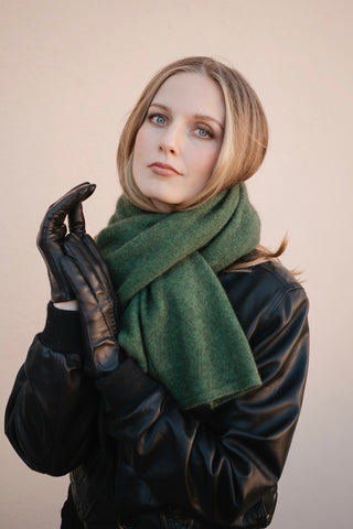 ILONA | Lammas | Silkki | Musta