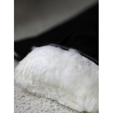 AUGUST Hairsheep | Rabbit fur | Black