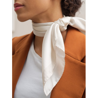 COLUMBA Silk Scarf | 70 x 70 cm | Ivory