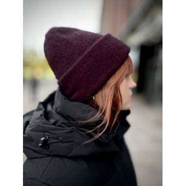 SAANA Unisex Beanie Merino-Possum Port