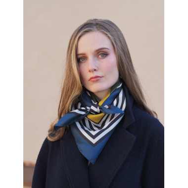 REGINA Silk Scarf | 90x90 | Olive