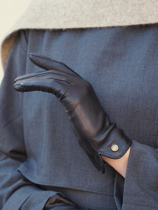 NEELA Lammas | Merino | Black