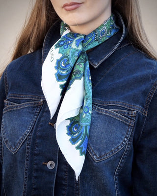 DANNA Silkkihuivi | 70x70 | Green