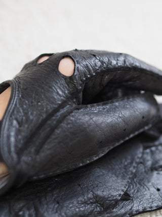 Sylvia Peccary | Vuoriton | Black