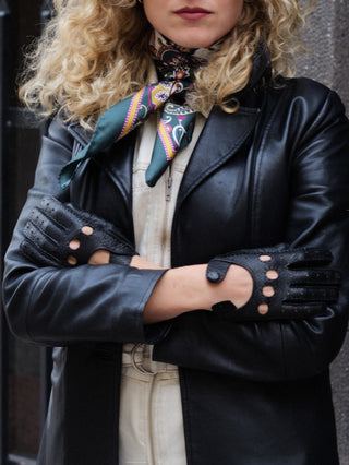 Sylvia Peccary | Vuoriton | Black