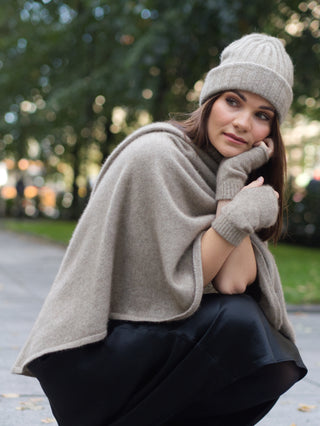 VUONO Huiviponcho | Merino-Possum | Oyster Beige
