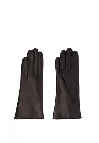 Stella Lammas | Villa | Black