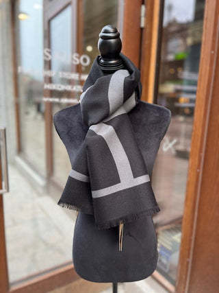 BELLEZZA Huivi | Villa | Black/Grey