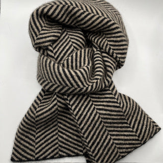 VEGA Huivi | Merino-Possum | Black / Oyster