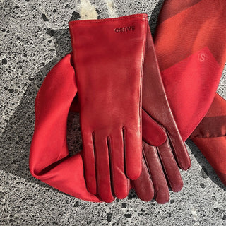 COLUMBA Silkkihuivi | 70 x 70 cm | Red