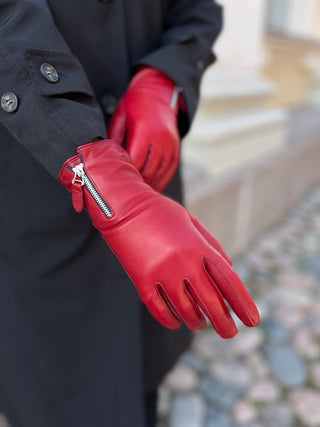 ANNIINA Lammas | Villa | Deep Red