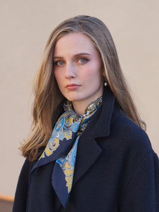 DANNA Silkkihuivi | 70x70 | Navy