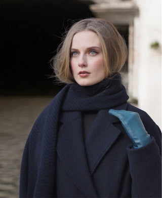 VEGA huivi | Merino-Possum | Black / Maritime