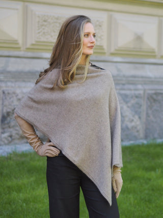 VUONO Huiviponcho | Merino-Possum | Oyster Beige