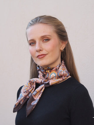 LODE Silkkihuivi | 90x90 | Mocca