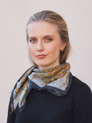 AADA Silkkihuivi | 70x70 | Steel Green