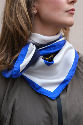 DIAMANTE Silk scarf | 90x90 | Royal