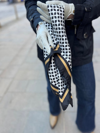 AADA Seidenschal | 70x70 | Stahlgrün