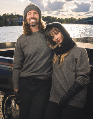 HILE | Neulehuppu | Merino-Possum | Black
