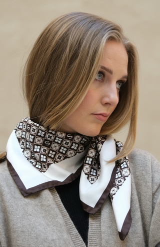 MISTICO Silk Scarf | 70x70 | Chocolate