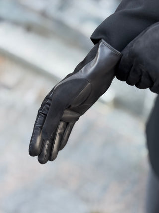 SANNI Hairsheep | Kaninchenfell | Schwarz