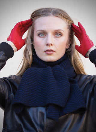 VEGA huivi | Merino-Possum | Black / Maritime