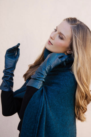 Vuono Huiviponcho | Merino-Possum | Petrol