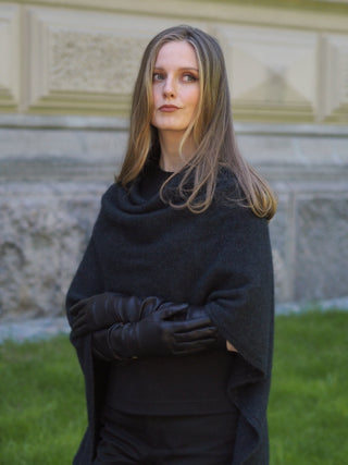 VUONO Huiviponcho | Merino-Possum | Charcoal Grey